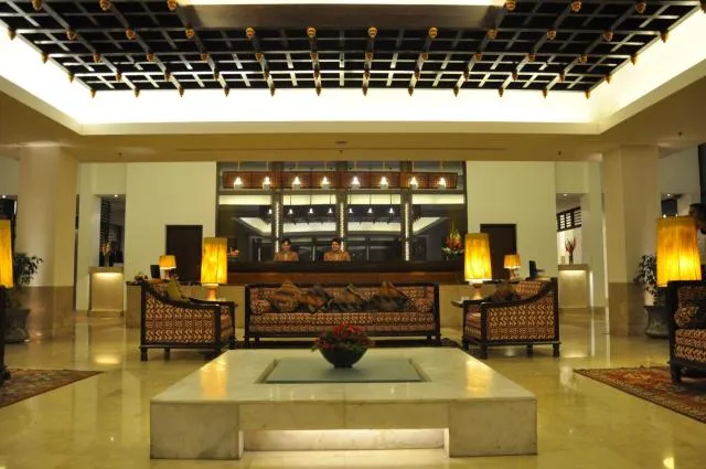  Kabul Serena Hotel - picture  : Nearby landmark,Lobby or reception,Property 