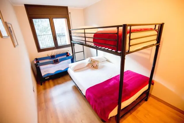  Apartaments Ashome - picture  : Off site,bunk bed,Room 