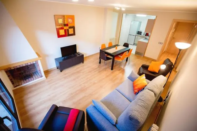  Apartaments Ashome - picture  : Seating area,Dining area,Property 