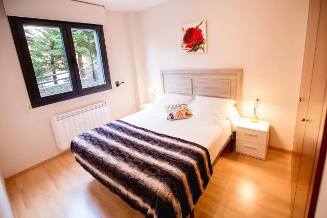 Apartaments Ashome - picture  : Bed,Bedroom,Property 
