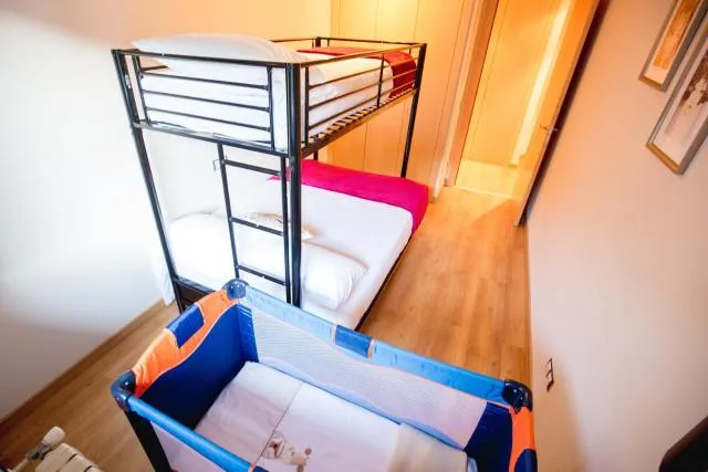  Apartaments Ashome - picture  : cot,bunk bed,Room 