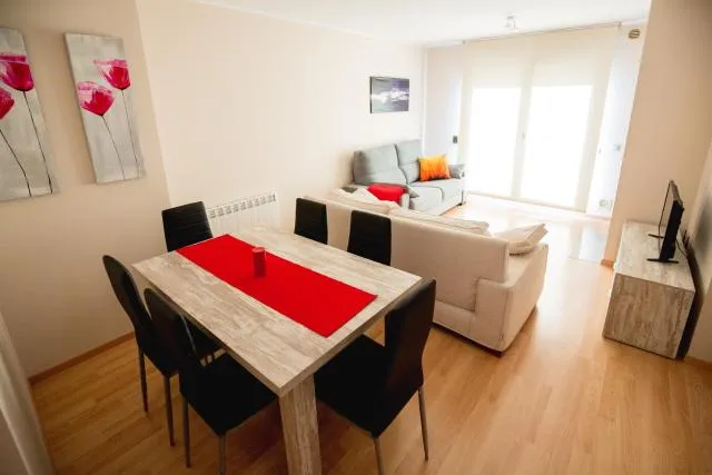  Apartaments Ashome - picture  : Dining area,Dining area,Property 