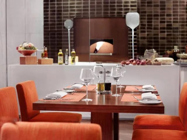  Fairmont Ajman - picture  : Restaurant/places to eat,Property 