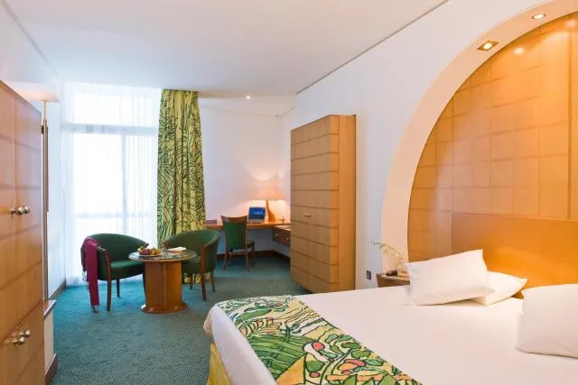  Mercure Grand Jebel Hafeet - picture  : Photo of the whole room,Room 