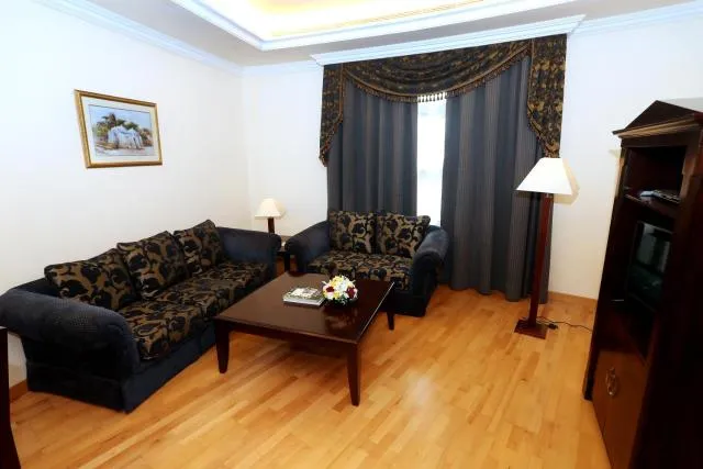  Sharjah Premiere Hotel & Resort - picture  : Seating area,Living room,Property 