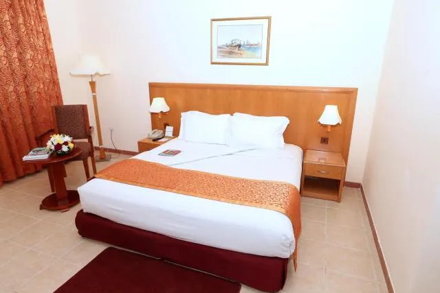  Sharjah Premiere Hotel & Resort - picture  : Bed,Bedroom,Property 