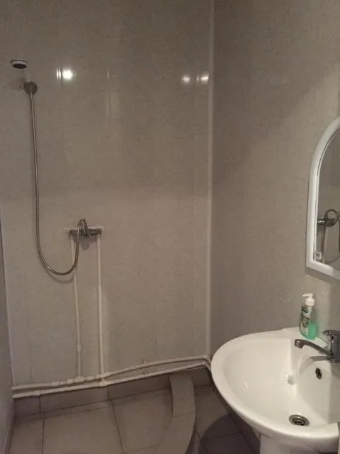  Meghri Inn - picture  : Bathroom 