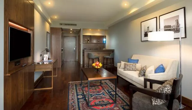  Radisson BLU Hotel Yerevan - picture  : Patio,Seating area,Dining area,TV/entertainment centre,Living room,Property 