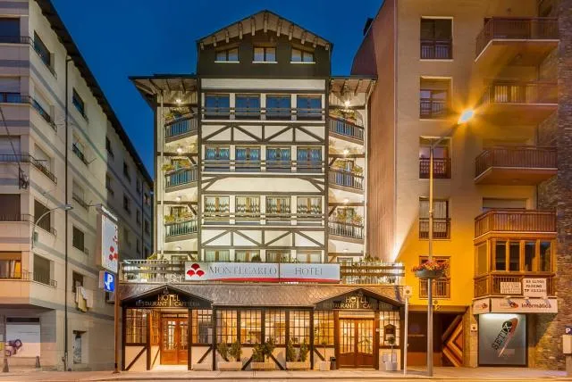  Montecarlo - picture  : Property building,Facade/entrance,Property building,Nearby landmark,Neighbourhood,Night,Property logo/sign,Property 