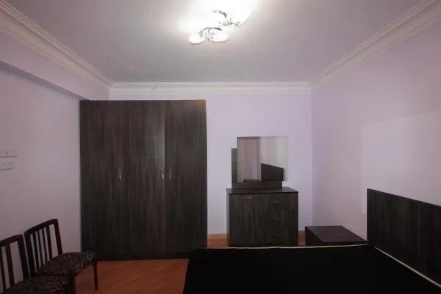  Caliseum Sayat-Nova 33 - picture  : Restaurant/places to eat,TV/entertainment centre 