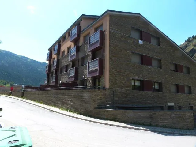  Cabirol-Vacances Pirinenca - picture  : Facade/entrance,Property building,Neighbourhood,Property 