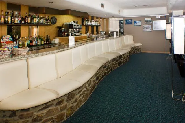  Hotel Kandahar - picture  : Patio,Lounge or bar,Property 