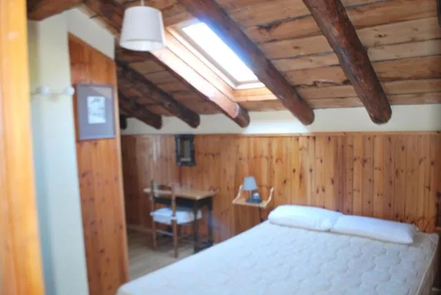  Hotel Roc de St Miquel & Apartment - picture  : Bed,Bedroom,Property 