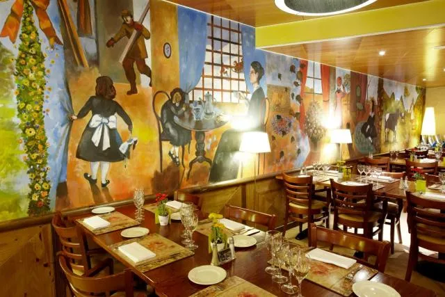  Hotel Ski Plaza & Wellness - picture  : Toilet,Restaurant/places to eat,Property 