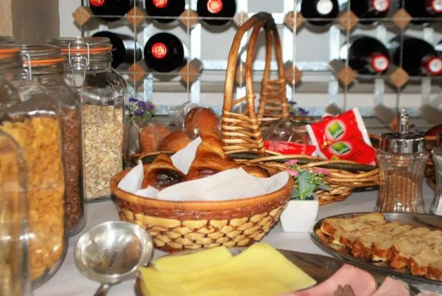  Hotel Roc de St Miquel & Apartment - picture  : Food,Breakfast,Lunch and dinner,Continental breakfast,Property 