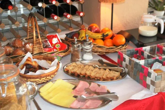  Hotel Roc de St Miquel & Apartment - picture  : Food,Breakfast,Lunch and dinner,Food,Breakfast,Continental breakfast,Buffet breakfast,Property 