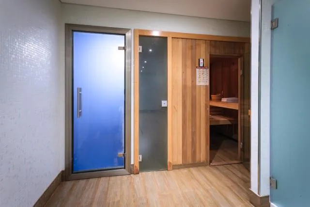  Hotel Presidente Luanda - picture  : Facade/entrance,Spa/wellness,Sauna,Steam room,Spa and wellness centre/facilities,Property 