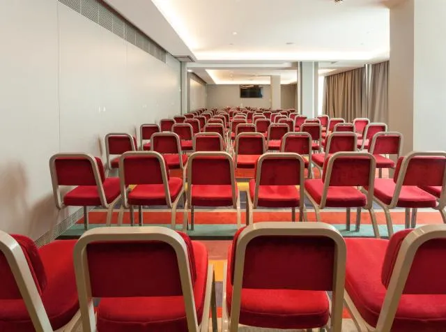  Hotel Presidente Luanda - picture  : Business area/conference room,Business facilities,Banquet/Function facilities,Meeting/conference room,Property 