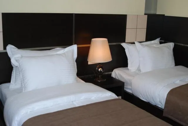  Hotel Lilia Yerevan - picture  : Bed,Bedroom,Property 