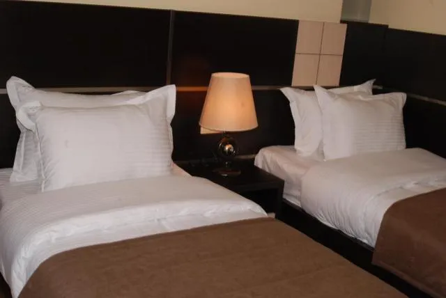  Hotel Lilia Yerevan - picture  : Bed,Bedroom,Property 