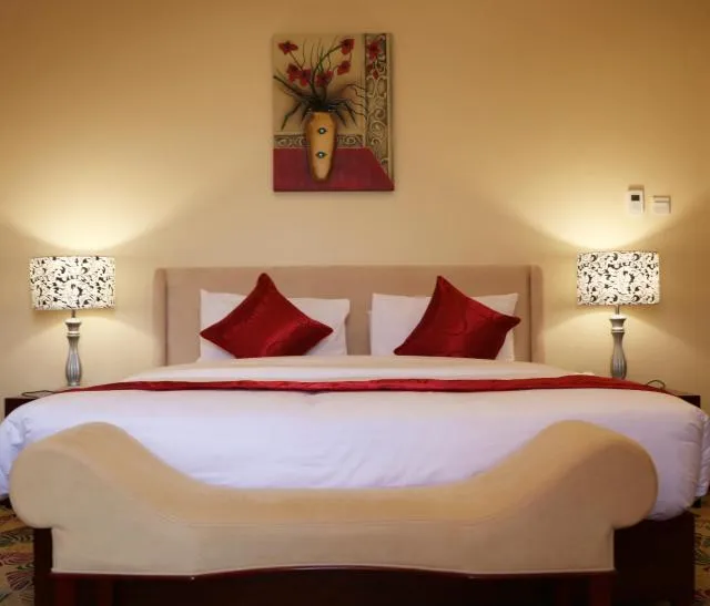  Red Castle Hotel - Managed by Aoudi Consultants - picture  : Bed,Bedroom,Property 