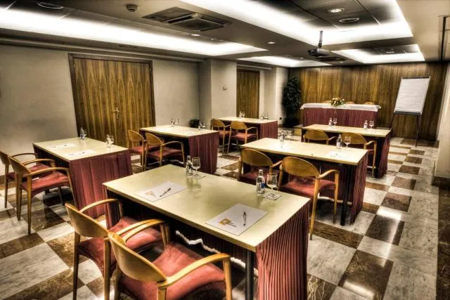  Zenit Diplomatic - picture  : Business facilities,Property 