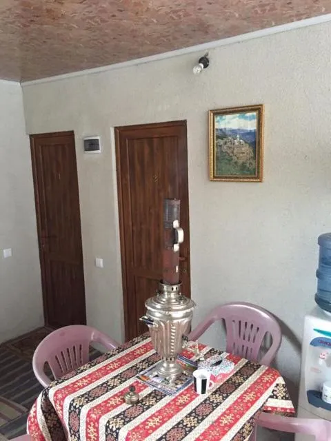  Anush`s B&B - picture  : Dining area 