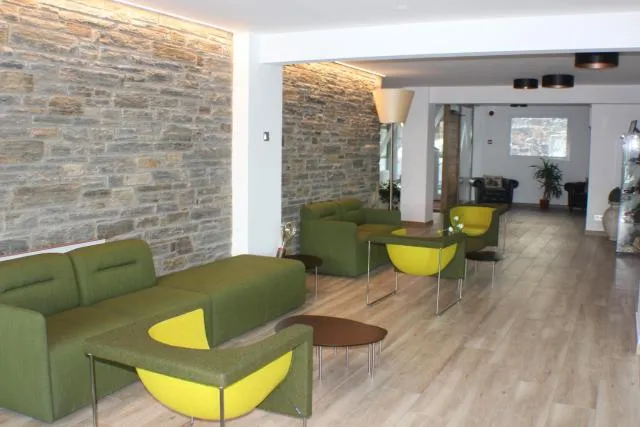  Hotel Kandahar - picture  : Patio,Nearby landmark,Lobby or reception,Property 