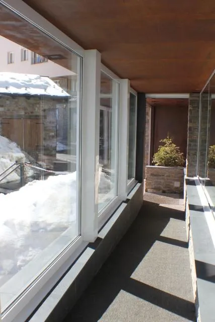  Hotel Kandahar - picture  : Facade/entrance,Property 