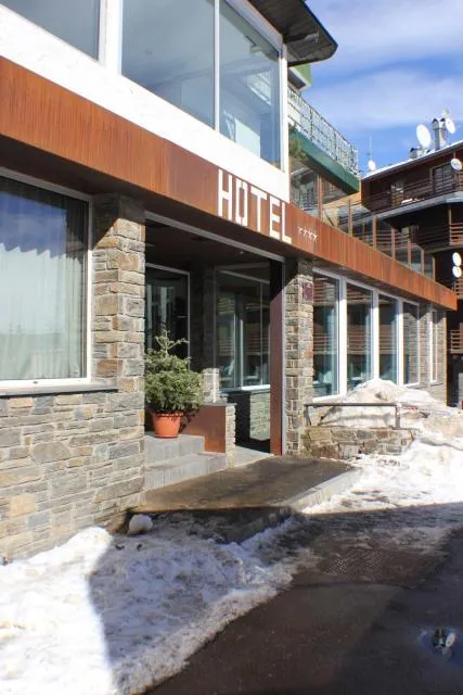  Hotel Kandahar - picture  : Facade/entrance,Property building,Property 