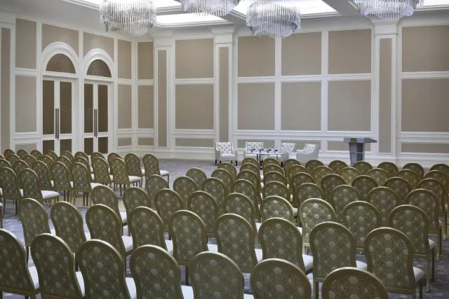  Address Boulevard - picture  : Business facilities,Property 