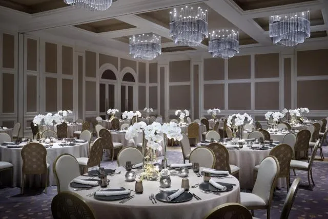  Address Boulevard - picture  : Toilet,Property building,Business facilities,Property 