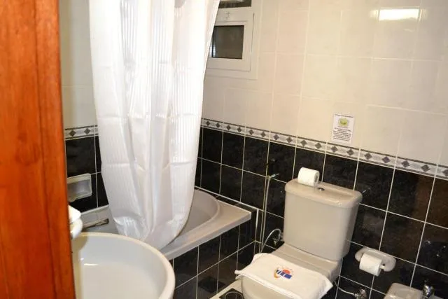  Abu Dhabi Plaza Hotel Apartments - picture  : Bathroom,Bathroom,Property 