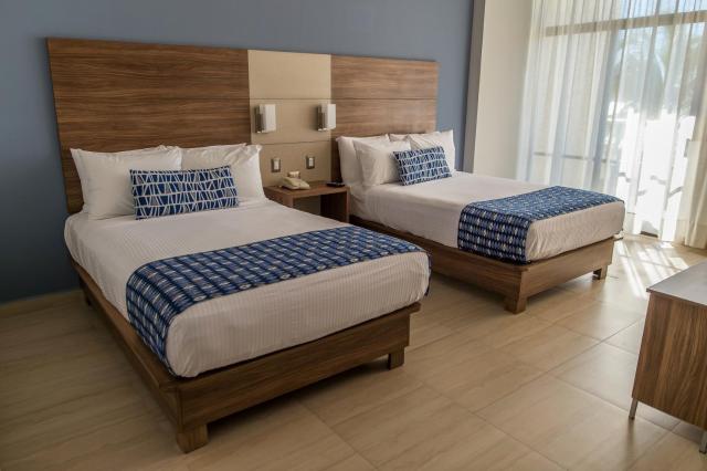 Ocean View Beach Hotel — photo 23