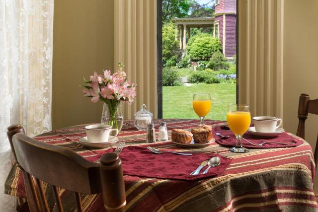 Rockland Talbot House — photo 4