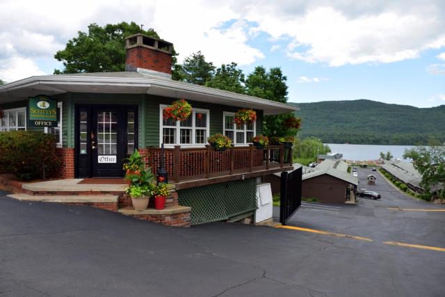 Scotty's Lakeside Resort — photo 17