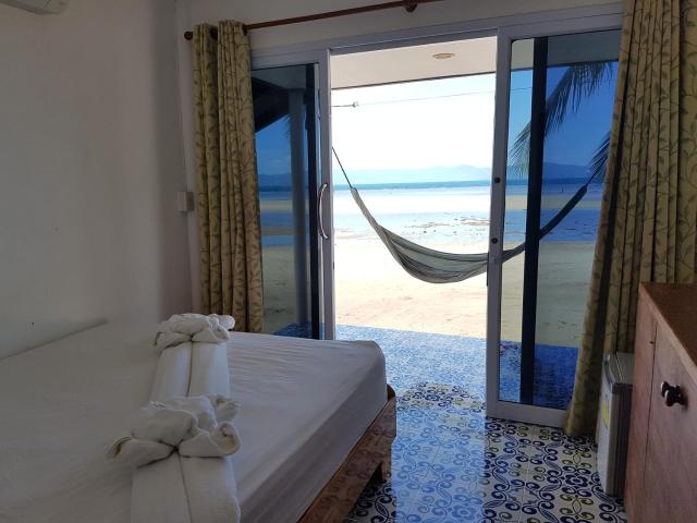Mac's Bay Resort — photo 2