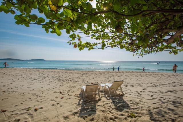 Long Beach Lodge, Chaweng Beach, Koh Samui — photo 1