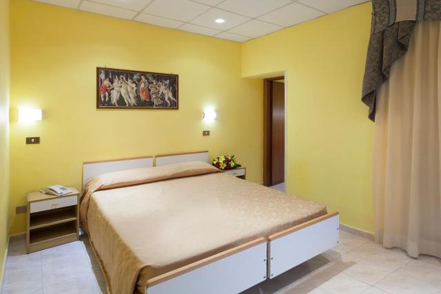 Hotel Oriente — photo 11