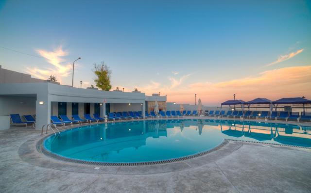 Ambassador Hotel — photo 10