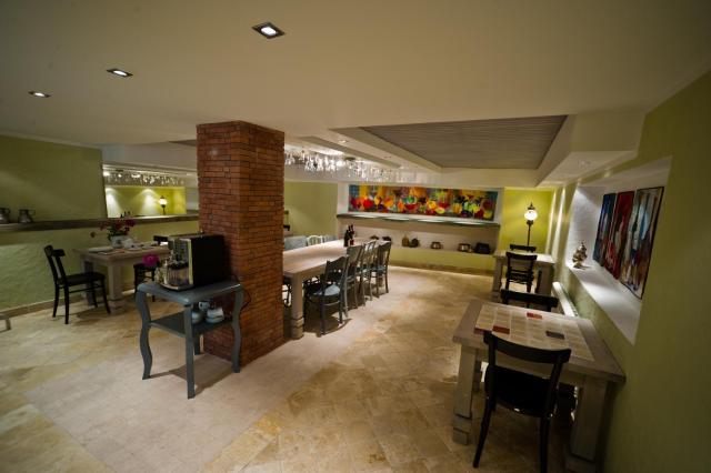 No12 Boutique Hotel — photo 11