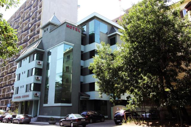 Batesta Hotel — photo 1
