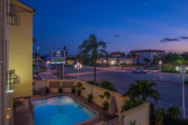Naples Park Central Hotel — photo 10