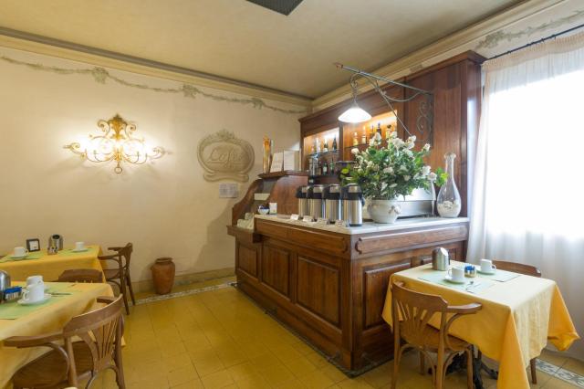 Hotel Moderno — photo 16