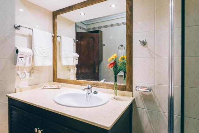 Apartamentos Albatros Golf del Sur Tenerife — photo 21