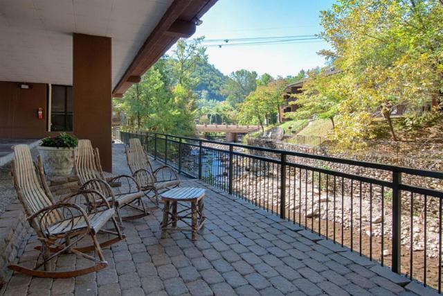 Old Creek Lodge — photo 13