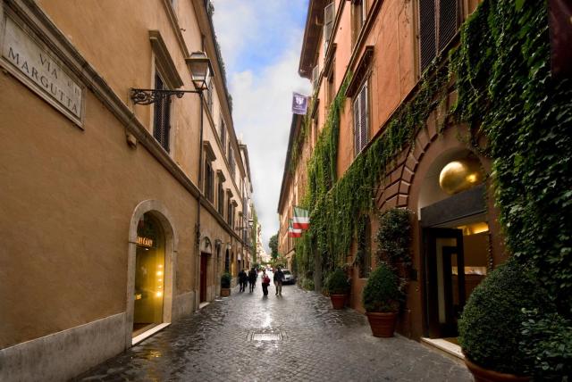 Hotel Manfredi Suite In Rome — photo 4