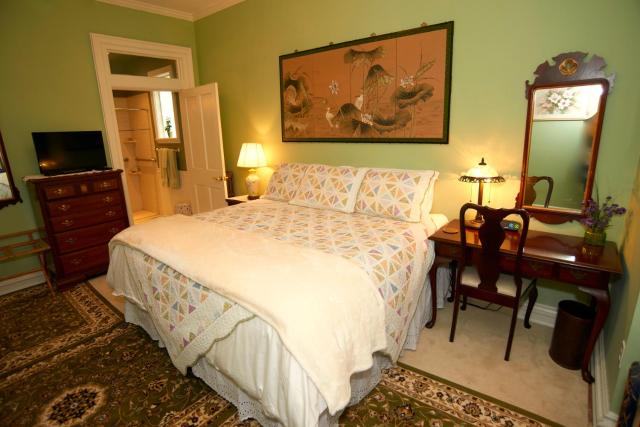 Center Harbor Sutton House B & B — photo 23