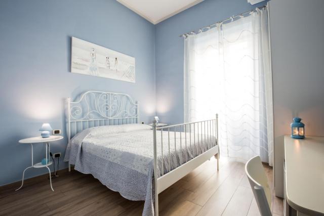 Parthenope Suite Rooms Vomero Vanvitelli a 2 min quartieri spagno via Toledo — photo 1