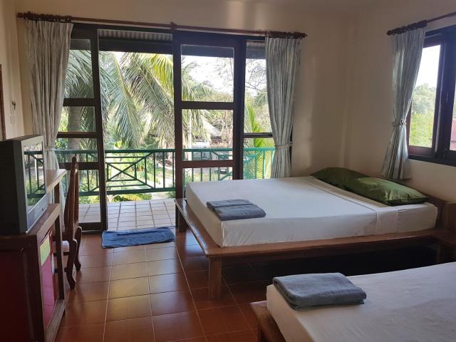 First Villa Beach Resort — photo 2
